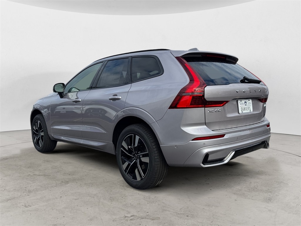 New 2026 Volvo XC60 B5 Plus SUV