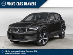 2025 Volvo XC40 B5 Core Bright Theme SUV