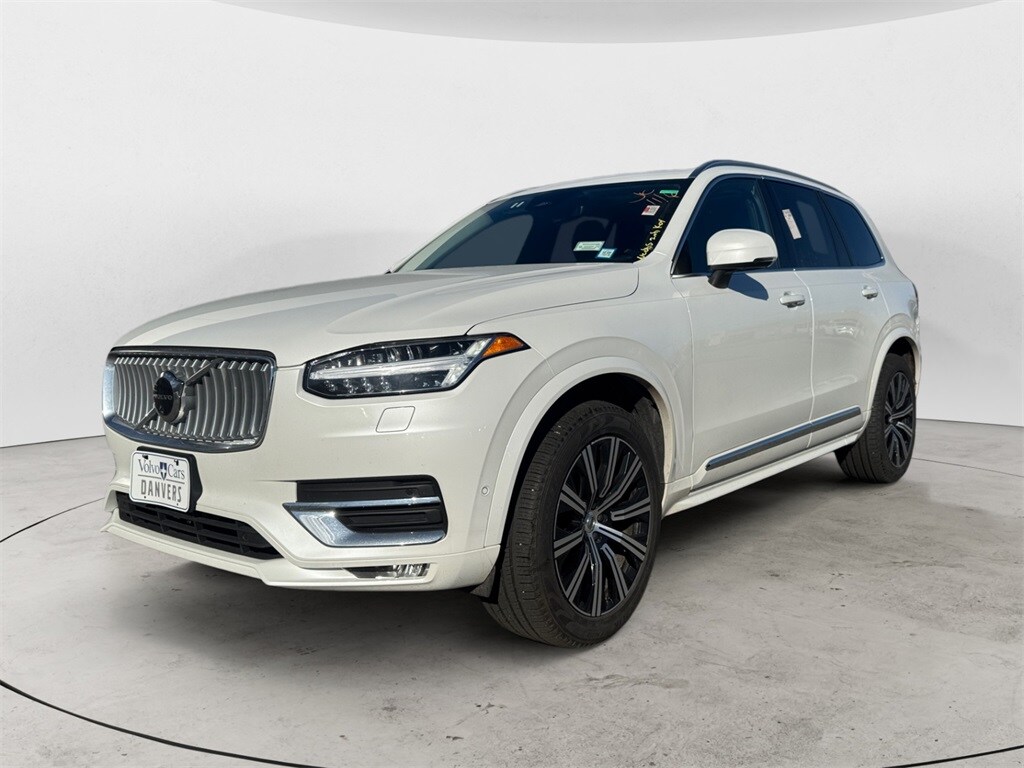 2025 Volvo XC90 Plus photo 2