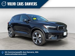 2025 Volvo XC40 B5 Plus Bright Theme SUV