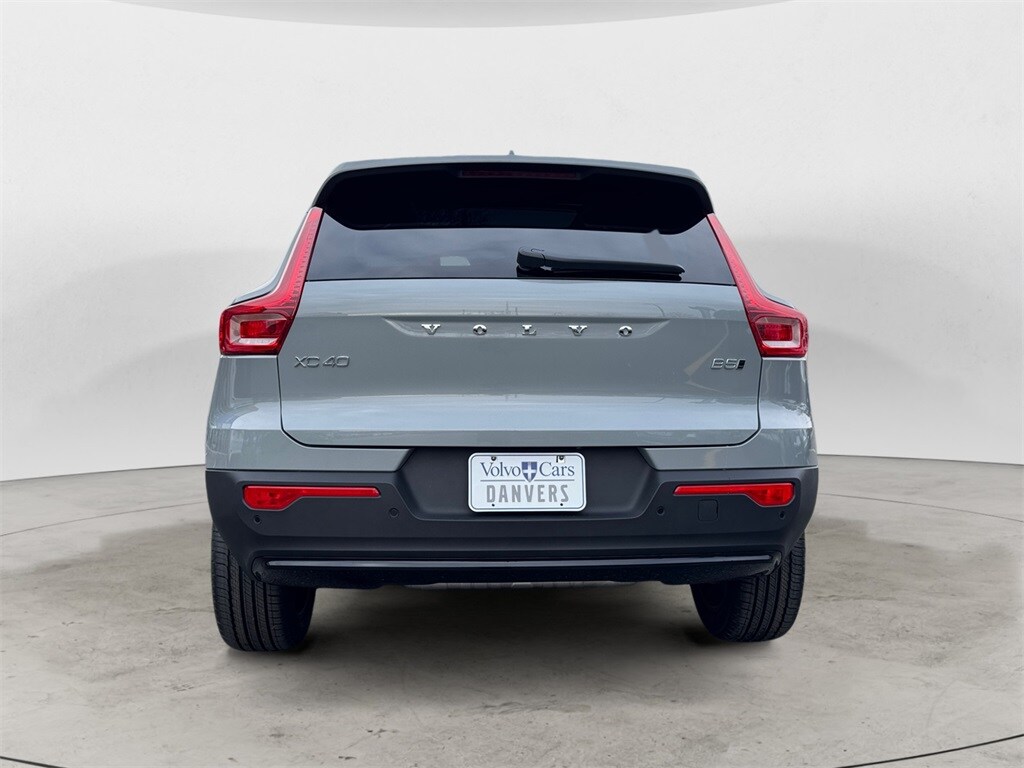 New 2026 Volvo XC40 B5 Plus SUV