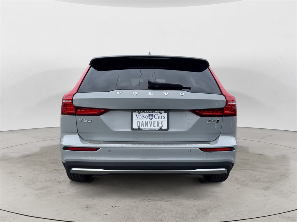 New 2026 Volvo V60 Cross Country B5 Ultra Wagon