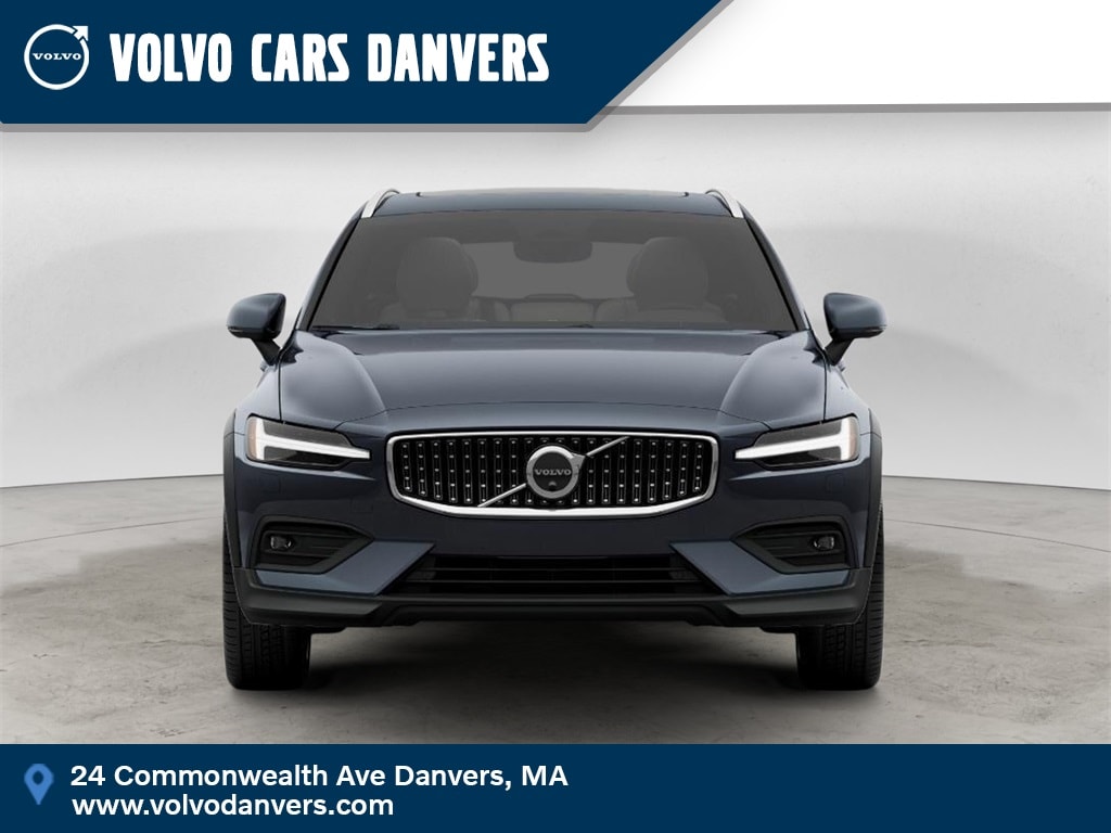 2026 Volvo V60 Cross Country Ultra's photo