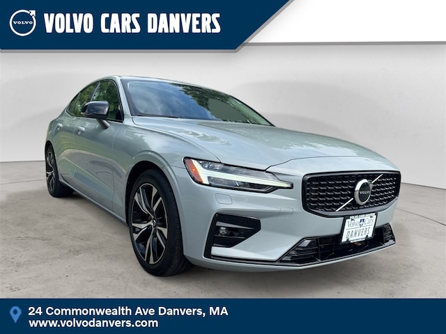 2025 Volvo S60 Sedan