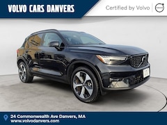 Used 2025 Volvo XC40 B5 Plus Dark Theme SUV for sale in Danvers, MA