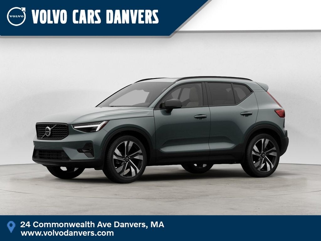 New 2026 Volvo XC40 B5 Ultra SUV