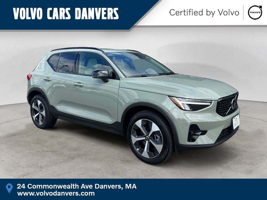 Certified 2023 Volvo XC40 B5 Plus Dark Theme SUV