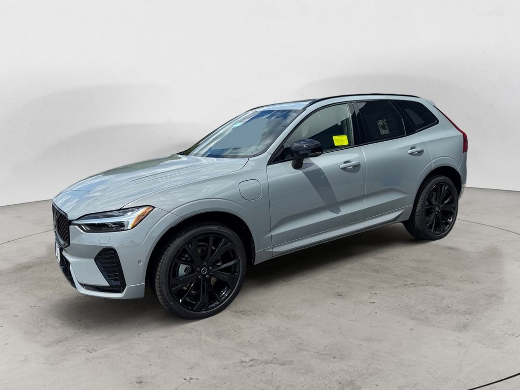 New 2026 Volvo XC60 plug-in hybrid T8 Ultra Black Edition SUV