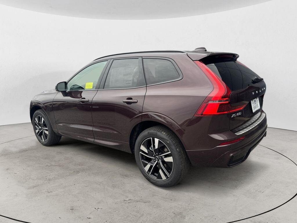 New 2026 Volvo XC60 B5 Plus SUV