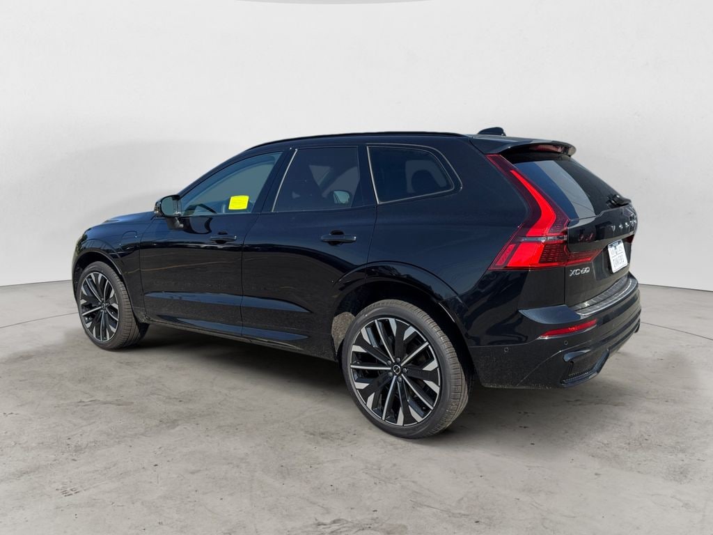 New 2026 Volvo XC60 plug-in hybrid T8 Ultra SUV