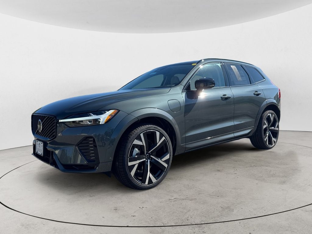2026 Volvo XC60 Ultra - Photo 2