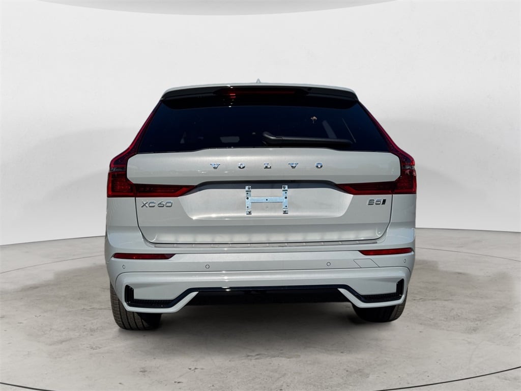 New 2026 Volvo XC60 B5 Ultra SUV