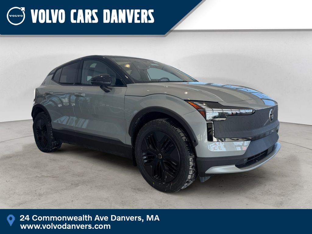 2026 Volvo EX30 Twin Motor Cross Country Ultra's photo