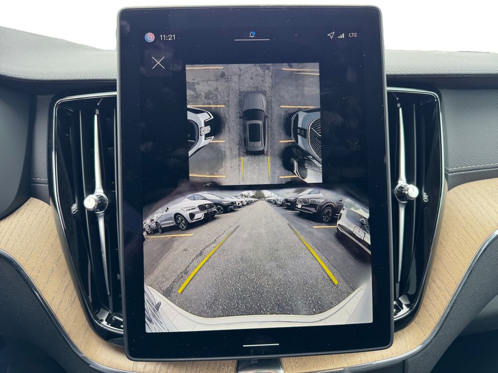 2026 Volvo XC60 Ultra - Photo 23