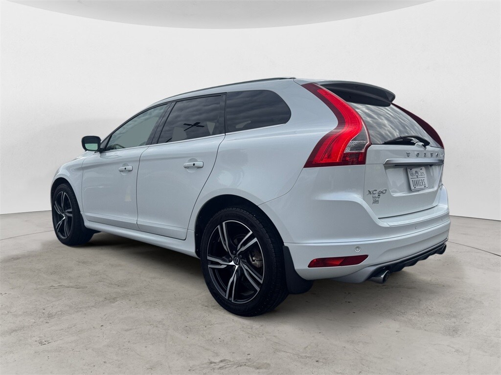 Used 2017 Volvo XC60 T6 R-Design SUV