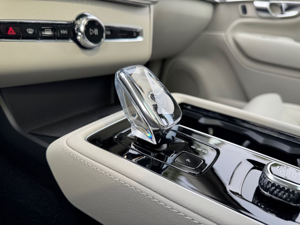 2026 Volvo XC90 Ultra - Photo 17