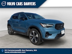Used 2023 Volvo XC40 B5 Plus Dark Theme SUV for sale in Danvers, MA