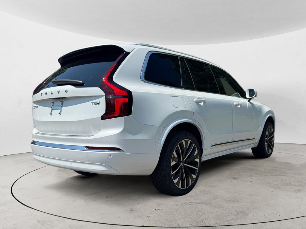 2026 Volvo XC90 Plus - Photo 7