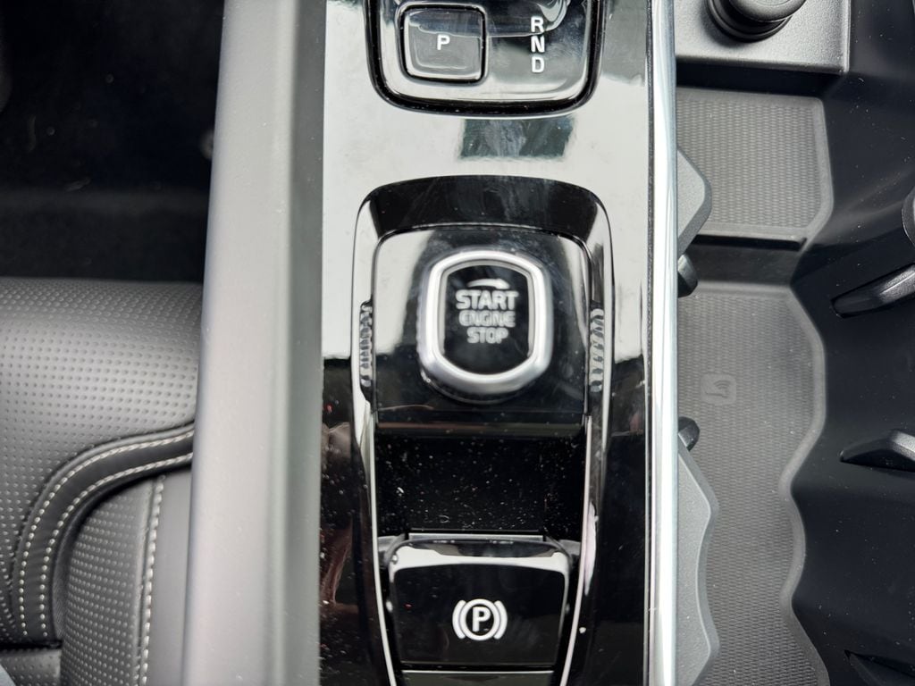 2026 Volvo XC60 Ultra - Photo 19