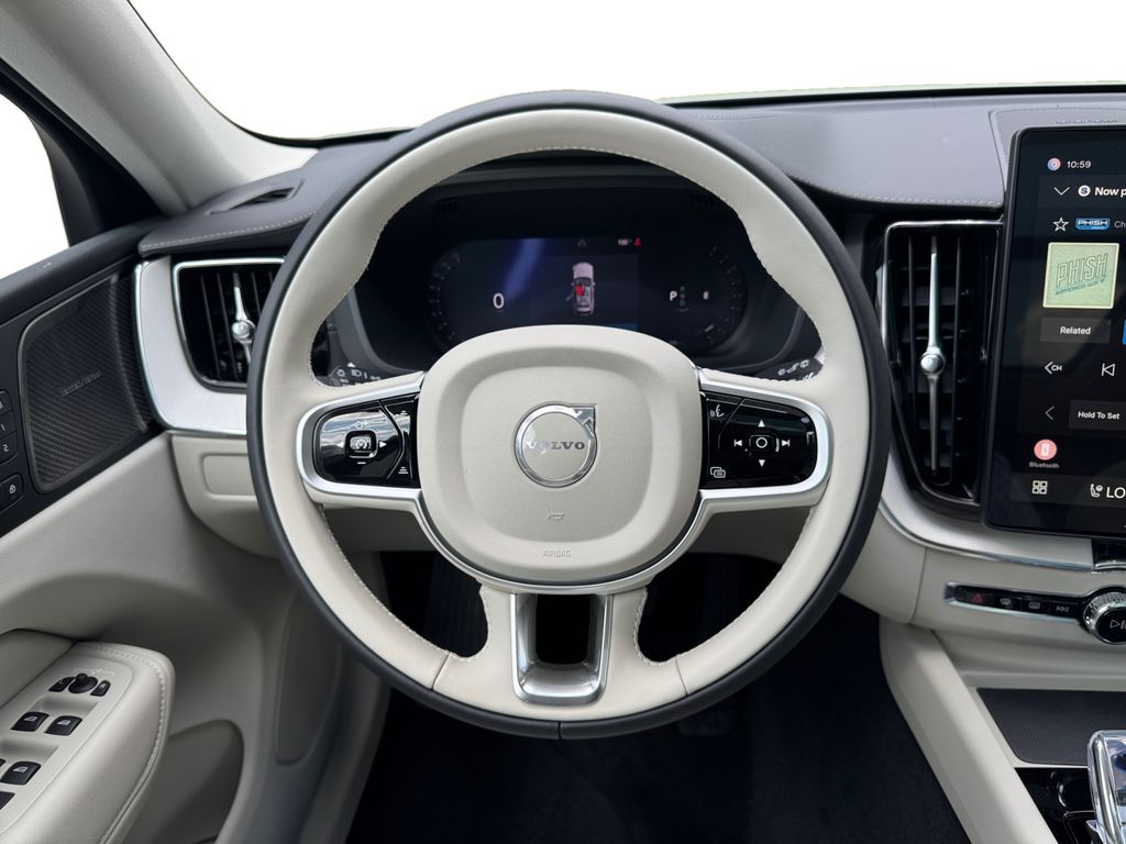 2026 Volvo XC60 Ultra - Photo 14