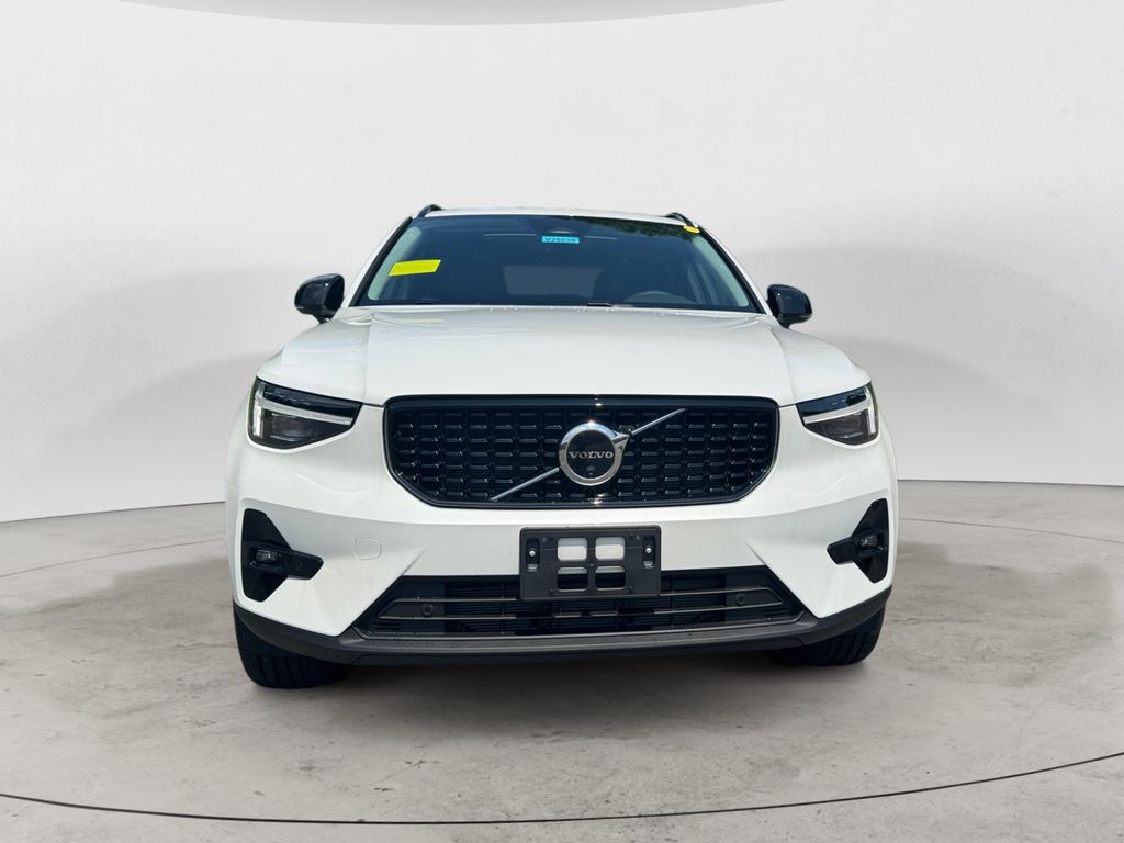 2026 Volvo XC40 Plus - Photo 22