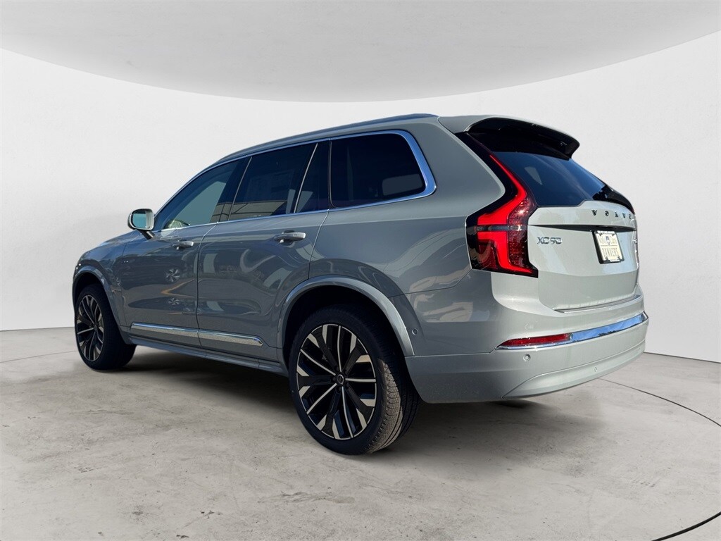 2025 Volvo XC90 photo 3