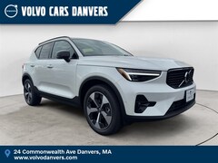 2026 Volvo XC40 B5 Plus AWD SUV