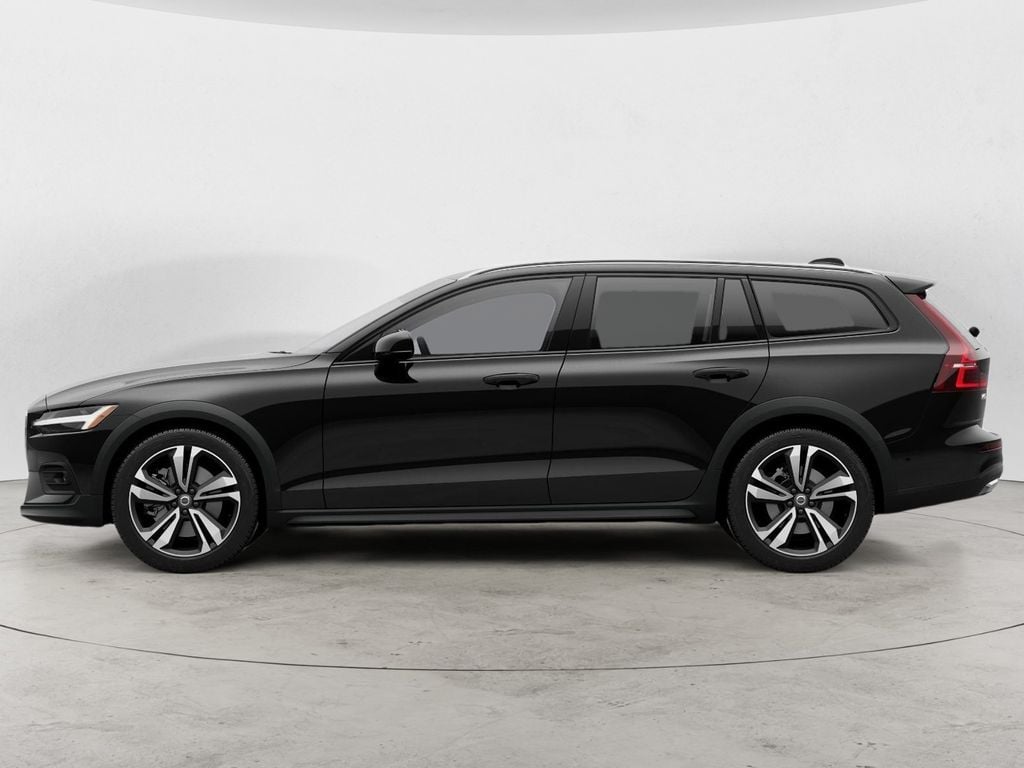 Used 2025 Volvo V60 Cross Country B5 Plus Wagon