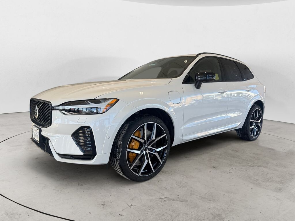 New 2026 Volvo XC60 plug-in hybrid T8 Polestar Engineered SUV