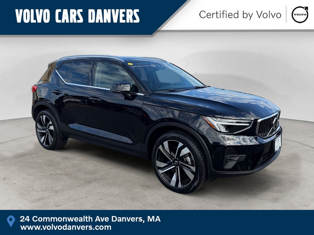 2023 Volvo XC40