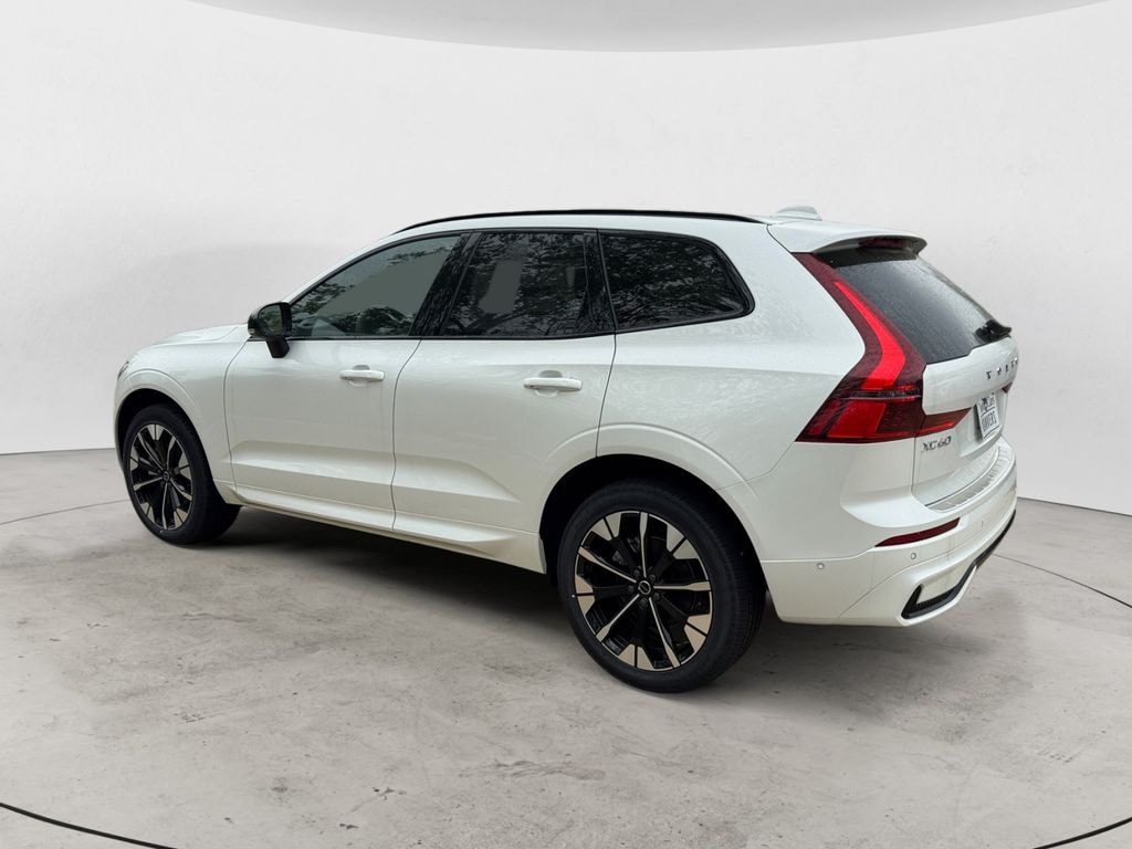 New 2026 Volvo XC60 B5 Plus SUV