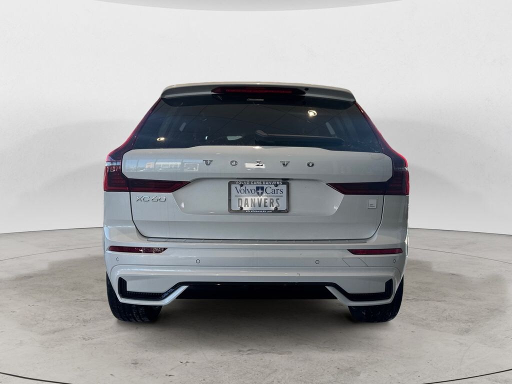 New 2026 Volvo XC60 plug-in hybrid T8 Polestar Engineered SUV