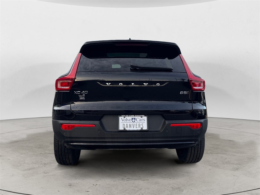Certified 2024 Volvo XC40 B5 Plus Dark Theme SUV