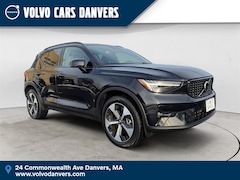 Used 2025 Volvo XC40 B5 Plus Dark Theme SUV for sale in Danvers, MA