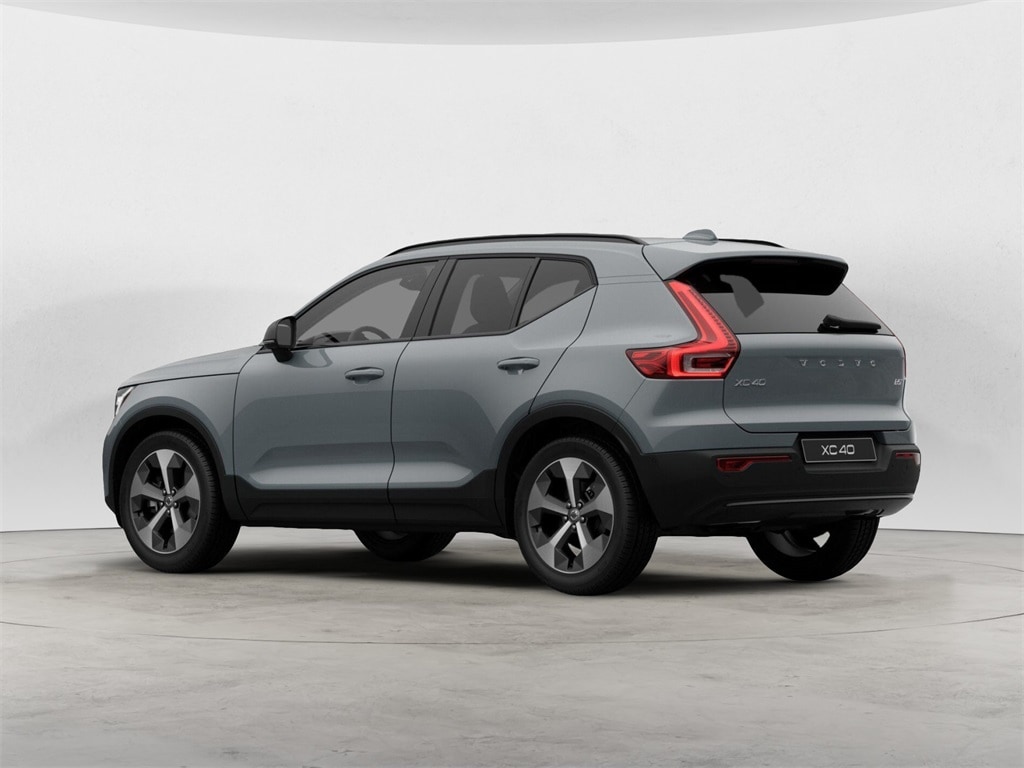 New 2026 Volvo XC40 B5 Plus SUV