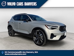 Used 2025 Volvo XC40 B5 Plus Dark Theme SUV for sale in Danvers, MA
