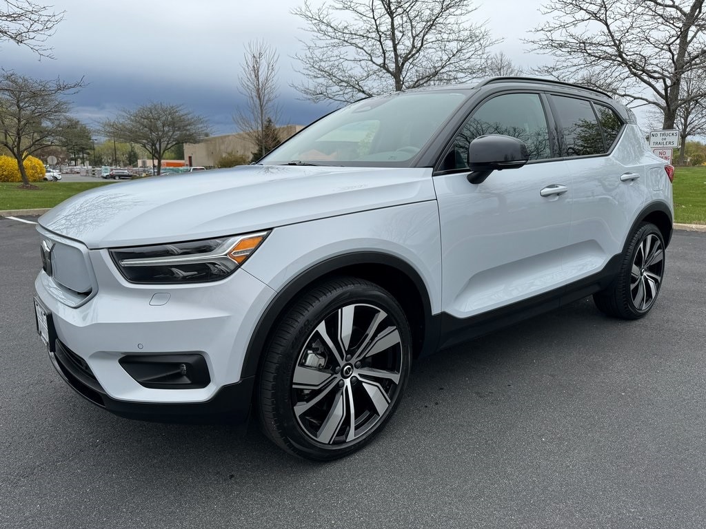 Used 2021 Volvo XC40 Recharge with VIN YV4ED3UR6M2606527 for sale in Danvers, MA