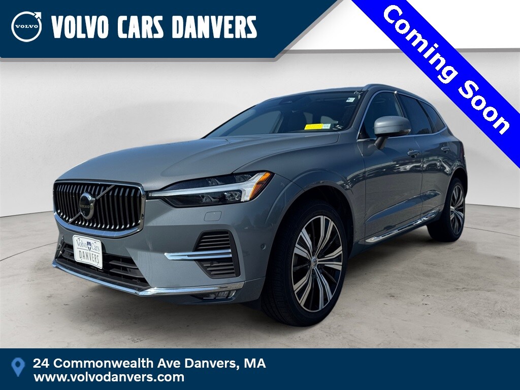 2023 Volvo XC60 B5 Plus photo 2