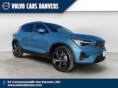 Used 2025 Volvo XC40 B5 Core SUV for sale in Danvers, MA