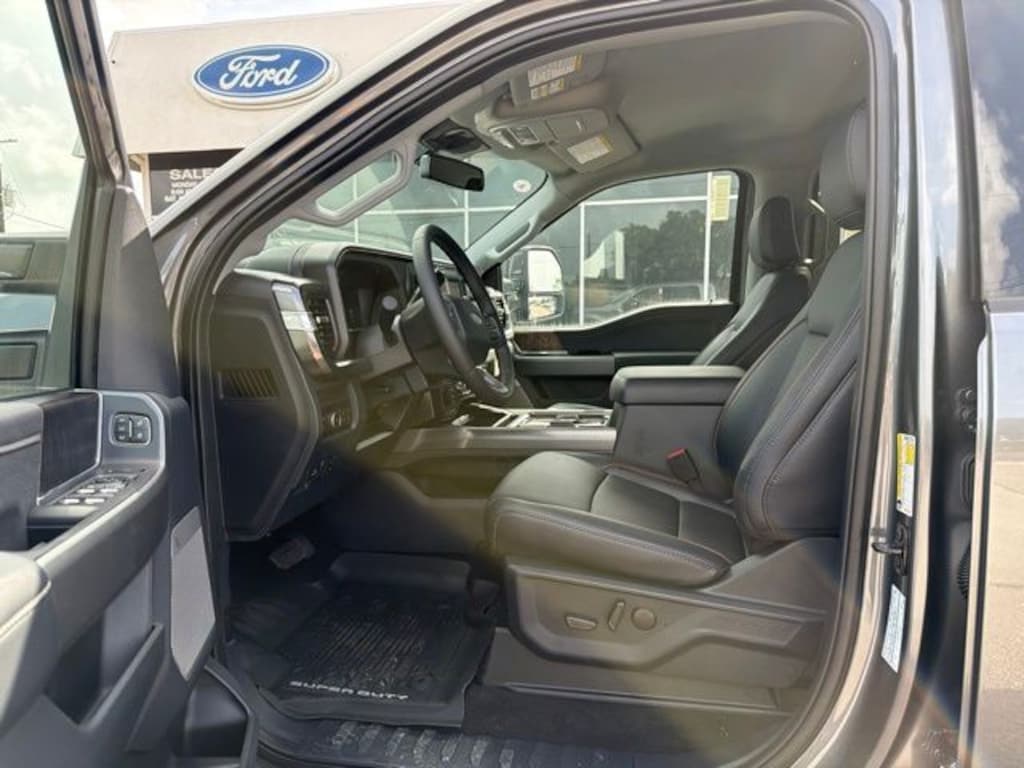 New 2026 Ford F-350SD Lariat Truck