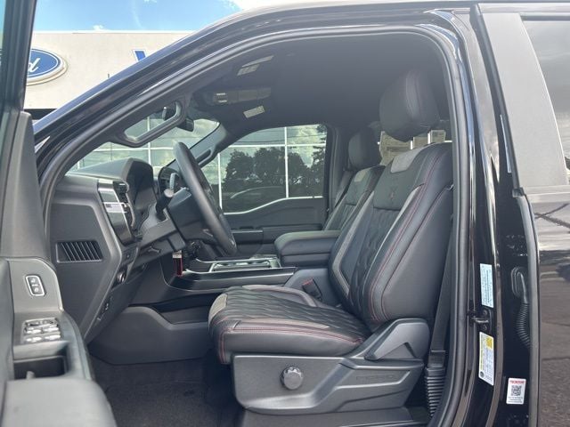 2025 Ford F-150 STX - Photo 3