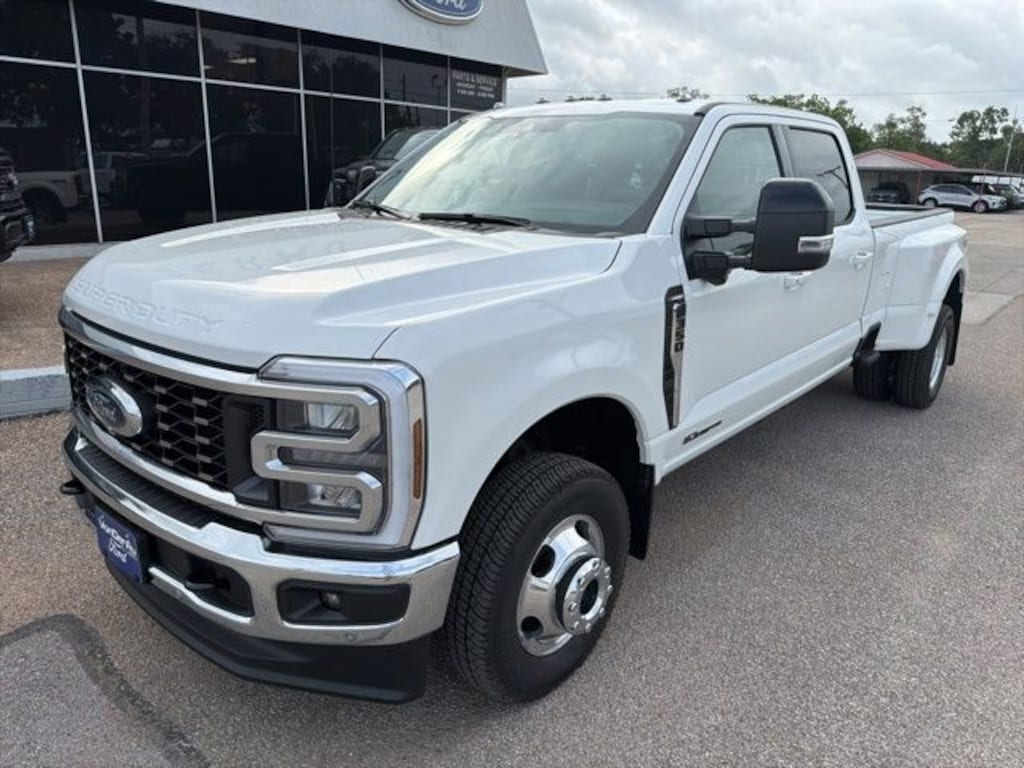 New 2026 Ford F-350SD Lariat Truck