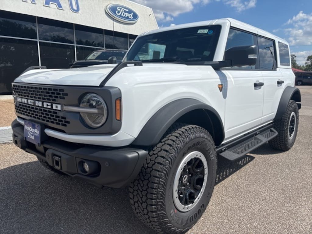 New 2025 Ford Bronco Badlands SUV