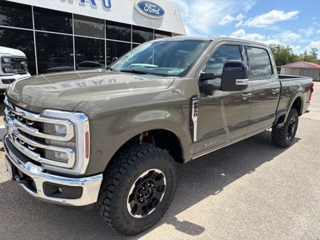 New 2026 Ford F-250SD Lariat Truck