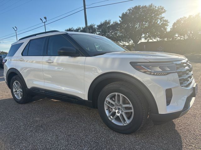 2026 Ford Explorer Active - Photo 13