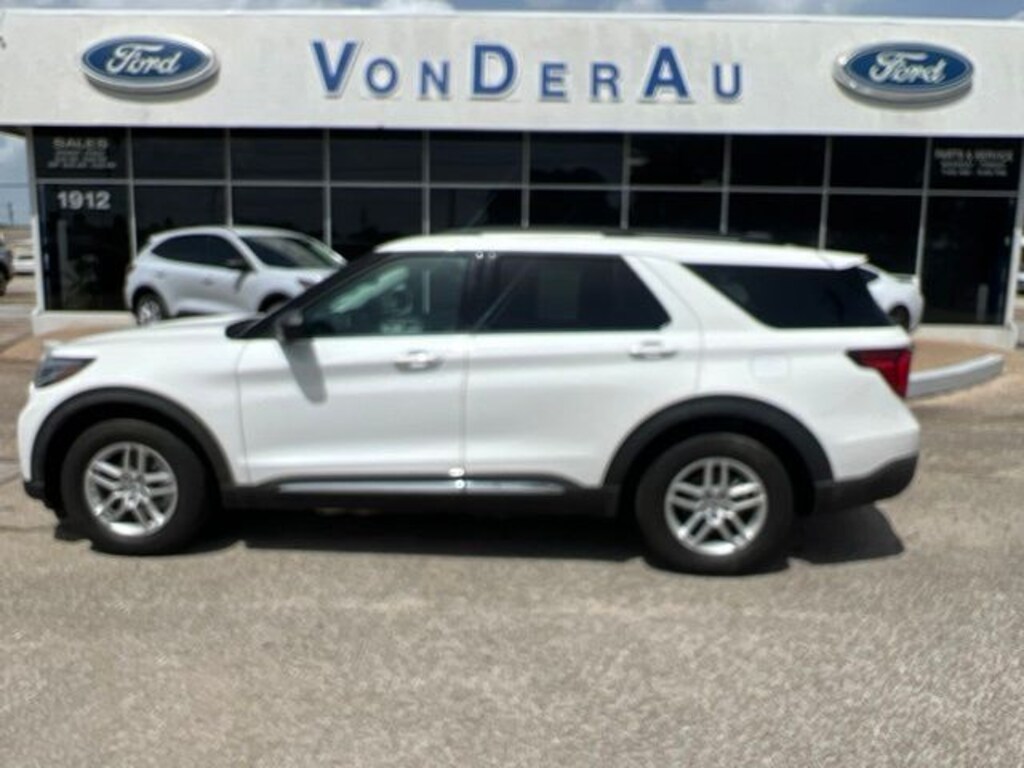 Used 2025 Ford Explorer Active SUV