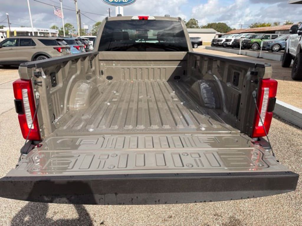 New 2027 Ford F-350SD XLT Truck