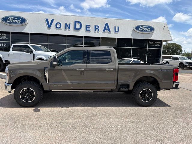 New 2026 Ford F-250SD Lariat