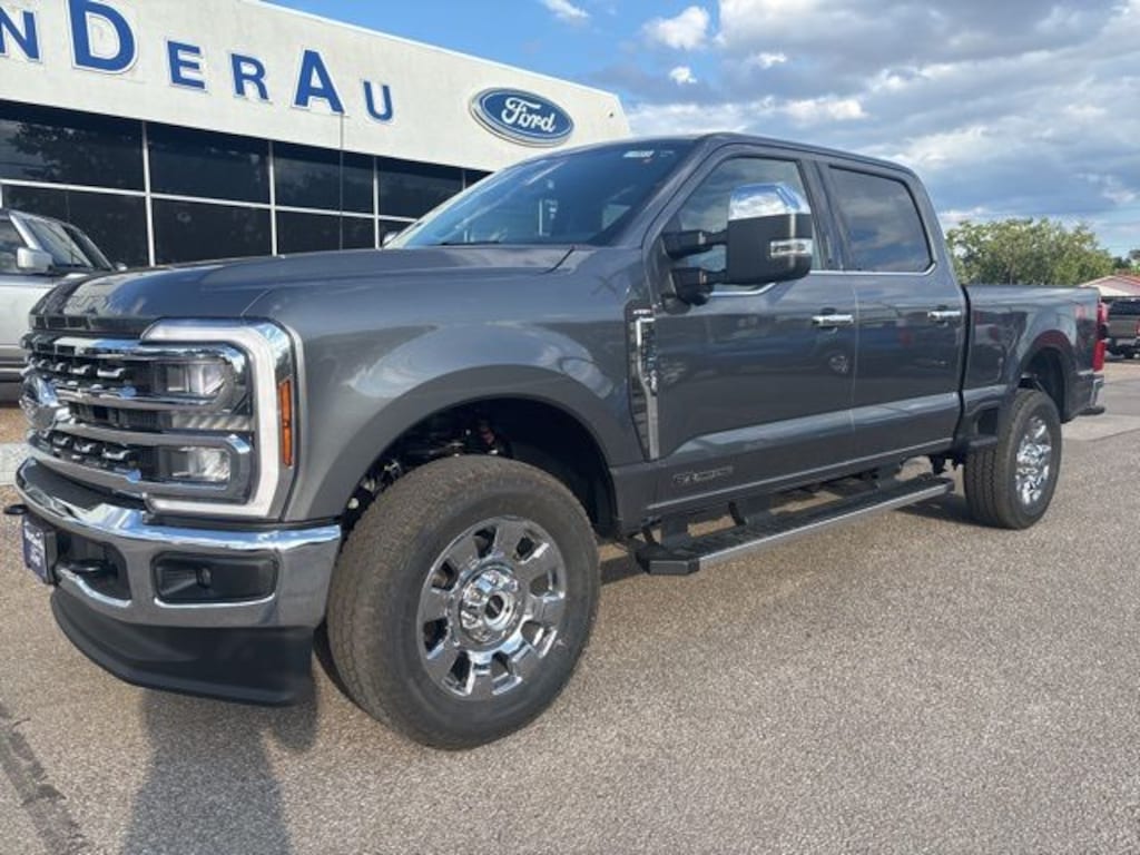 New 2026 Ford F-250SD Lariat Truck