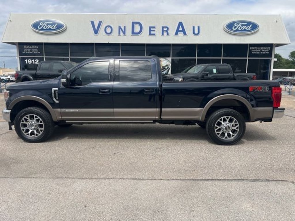 Used 2022 Ford F-350SD Lariat Truck